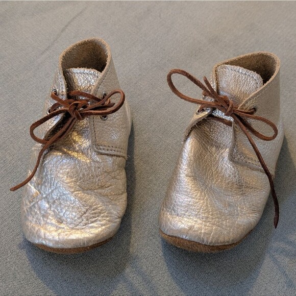 Mon Petit Leather Oxford Lace Shoes Gold Silver Bronze Penny Size 6 girl boy - Picture 1 of 11